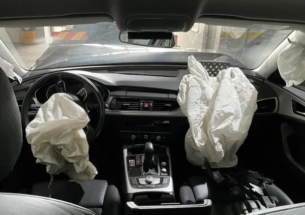 Audi A6 cena 39900 przebieg: 139174, rok produkcji 2017 z Niemcza małe 121